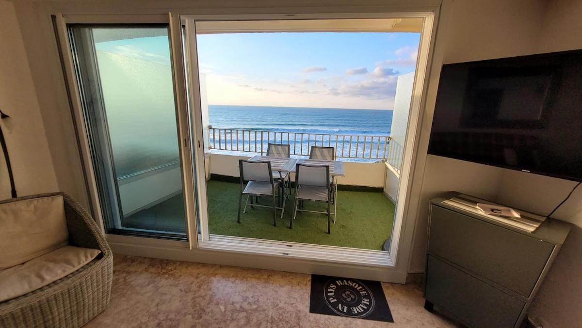 Biarritz-face Mer-appt T3-plages-piscine-tennis Apartamento
